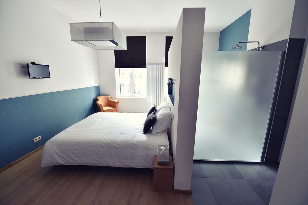 Côté Sax bed&breakfast Dinant Habitación foto